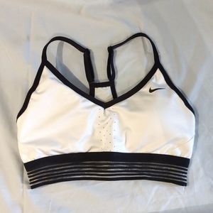 Nike NEVER WORN Small Dri-Fit Sports Bra